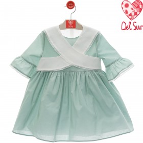 De 2 y 8 años vestido verde...