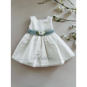 De 14 y 16 años vestido...
